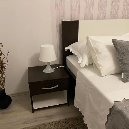 Antisa Apartment *